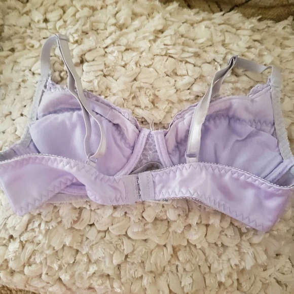 SALE! Rene Rofe Bra | Lavender | Padded | 34B - Picture 3 of 4